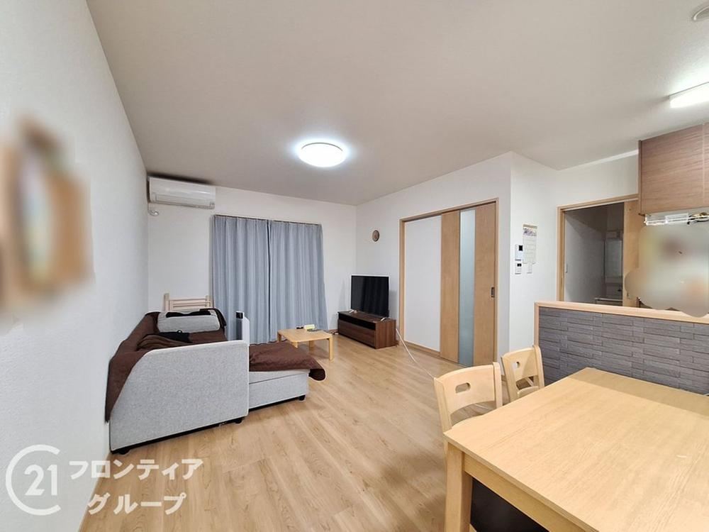 New 3LDK House with Walk-in Closet in Yamashina, Kyoto - Photo 1