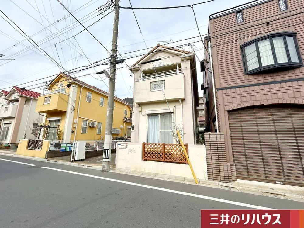 4LDK House in Katsushika, 8 Minutes from Kameari Station - Photo 1
