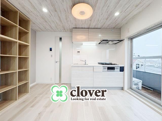 Convenient 1DK Apartment in Jiyugaoka - Photo 1