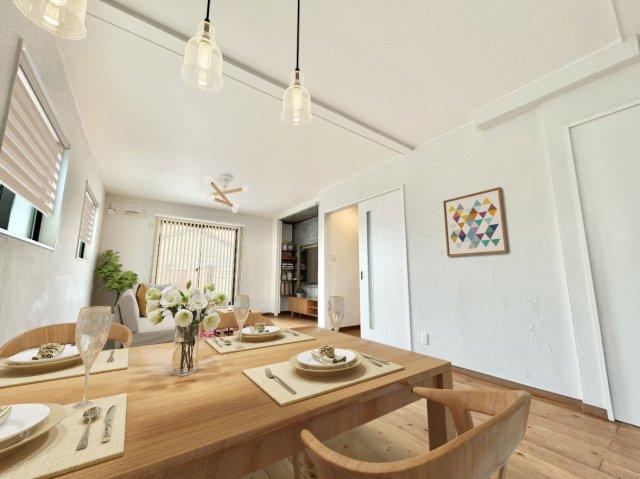 Modern 4LDK+S House with Floor Heating in Amagasaki - Photo 1