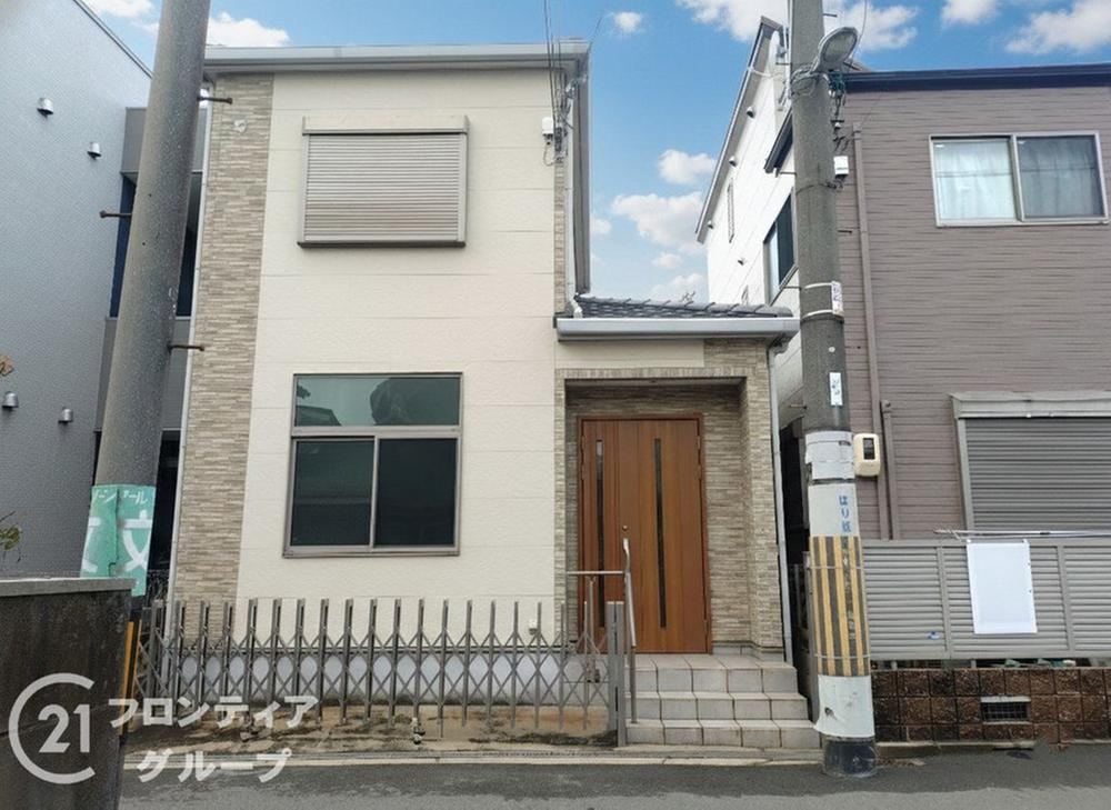 Well-Located 2DK+S House in Nishiyodogawa, Osaka - Photo 1