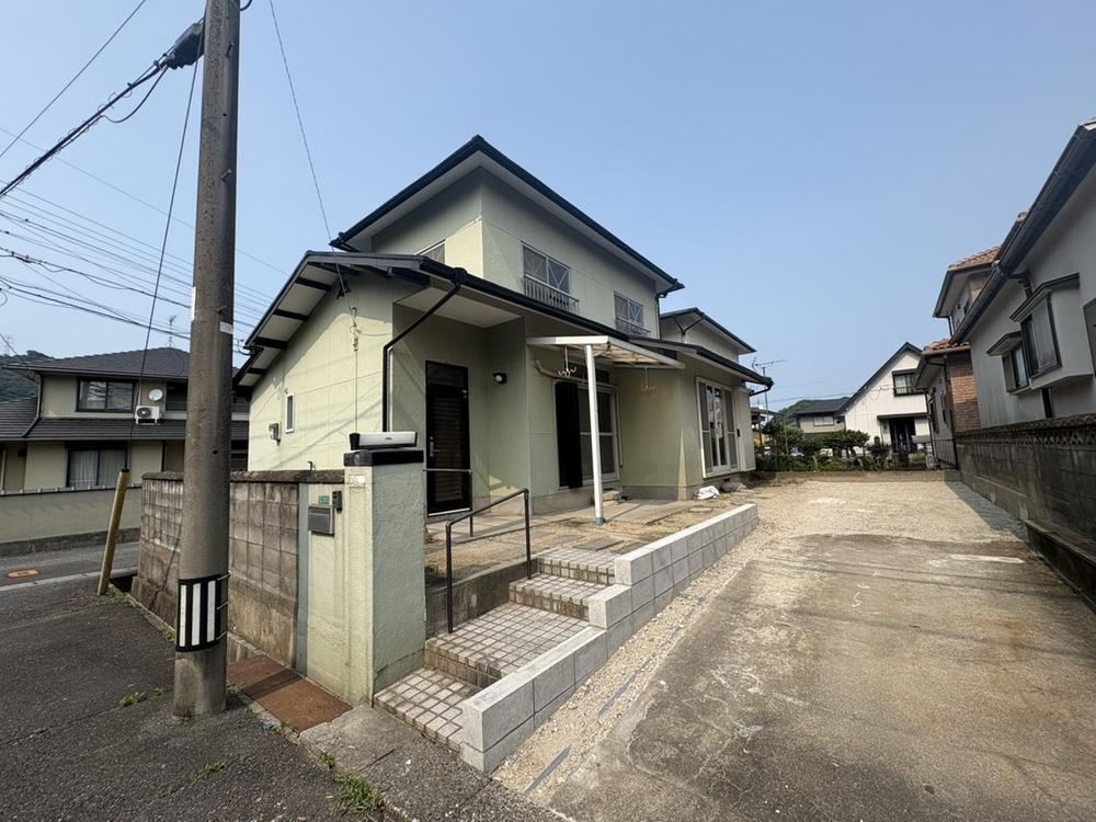 Fully Renovated Detached House in Yoshiji, Moji - Photo 1