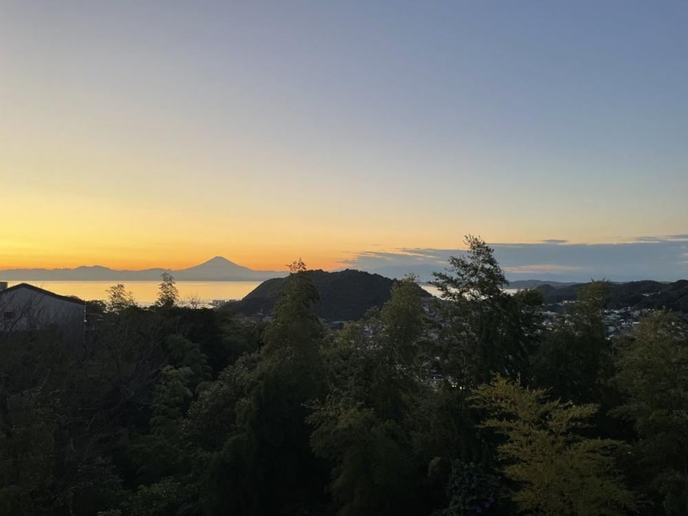 Spacious Home with Ocean and Fuji Views in Hayama - Photo 1
