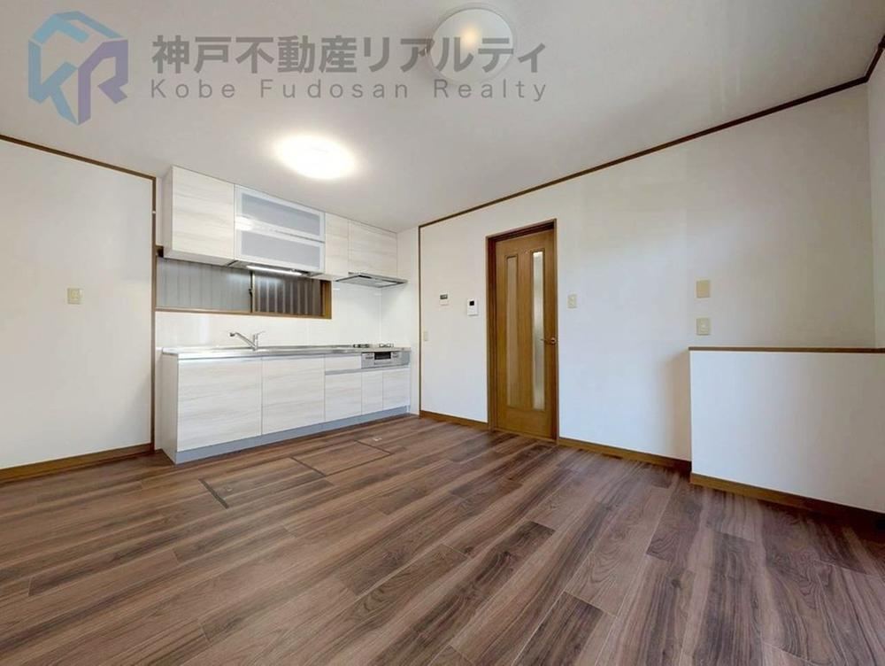 Charming 2LDK House in Noto-cho - Photo 1