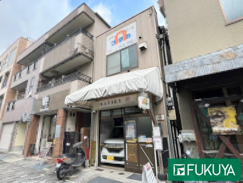 Versatile 1LDK in Nada, Kobe - Photo 1