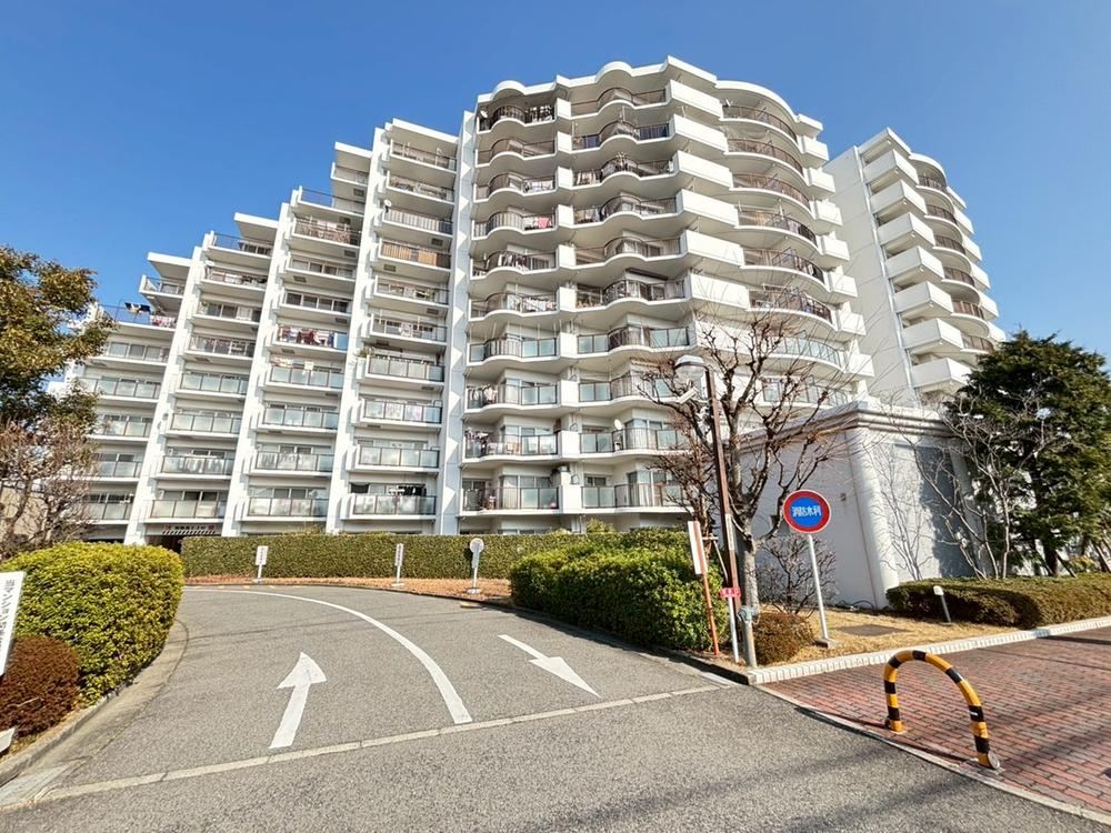 2LDK+S apartment in Kishiwada, Osaka - Photo 1