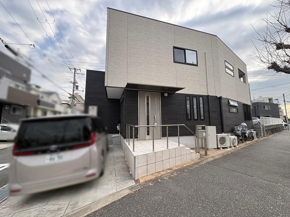 Newly Built 4LDK Corner House in Takarazuka - Photo 1