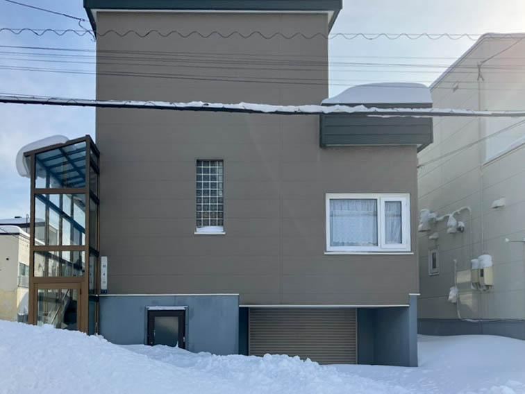 Land Near JR Shinkawa Station with Commercial Amenities - Photo 1