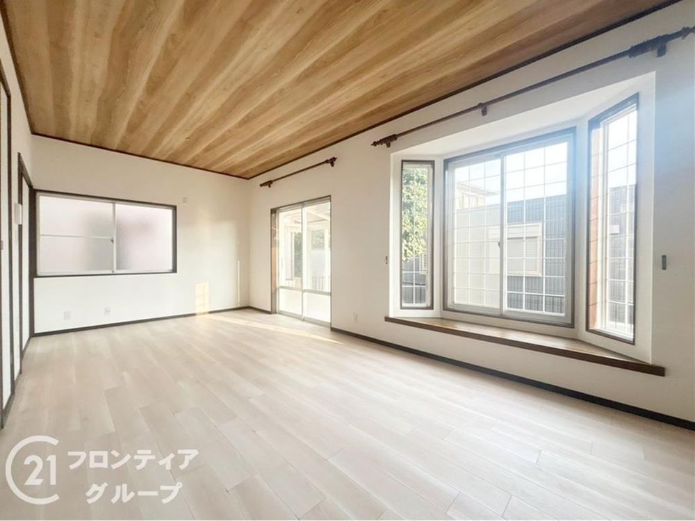 Renovated 5LDK House in Kobe - Photo 1