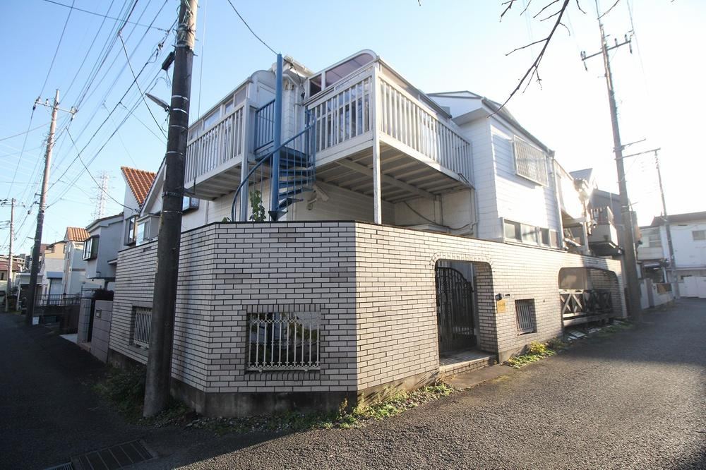 Versatile 10LDK Detached House in Akishima - Photo 1