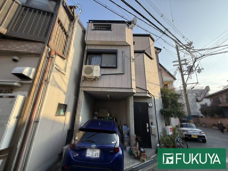Well-Lit 4LDK House in Daikokucho - Photo 1
