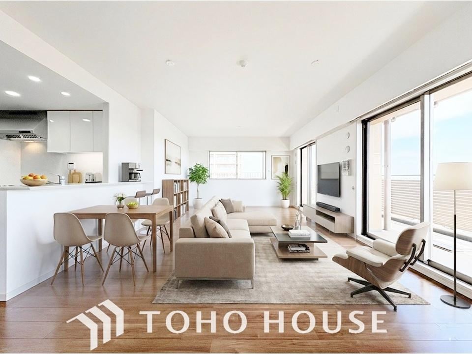 Bright 5LDK Apartment with Two Balconies in Narashino - Photo 1