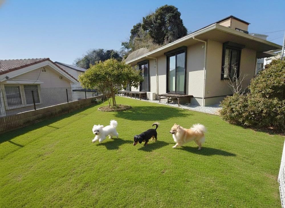 Spacious Single-Story Home with Large Garden in Yokosuka - Photo 1