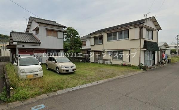 Commercial and Residential Property in Aoshima - Photo 1