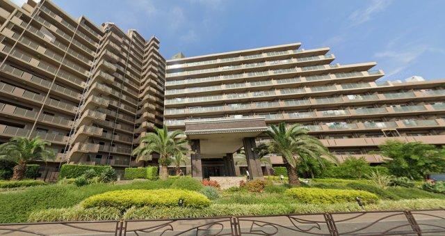 3LDK Apartment with Parking Rights in Kawasaki - Photo 1