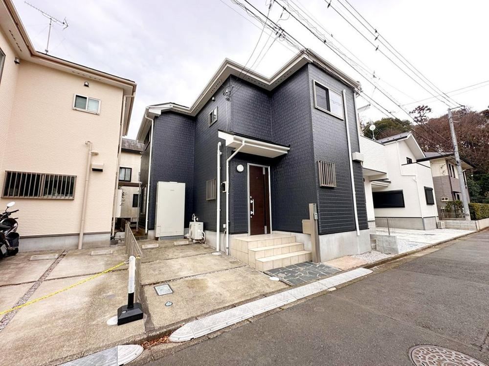 Fully Renovated 4LDK Home Ready for Viewing - Photo 1