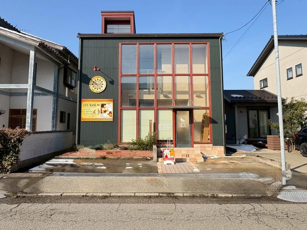 Versatile Commercial-Residential Property in Kanazawa - Photo 1