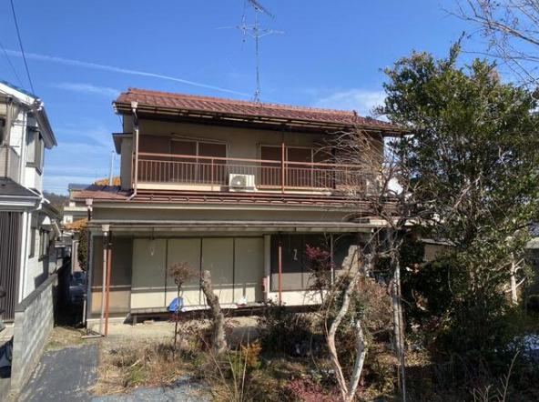 Spacious 4DK House with Large Garden in Ome - Photo 1
