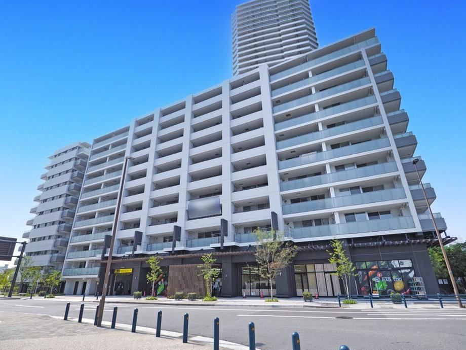 Charming 2LDK+S Apartment in Yokohama - Photo 1