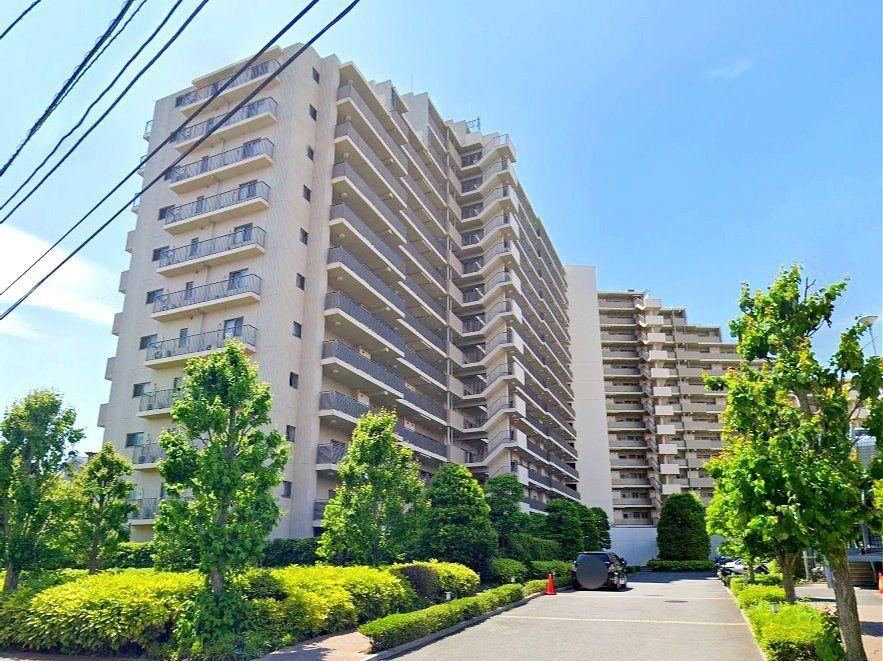 Large 3LDK Apartment in Newtta - Photo 1