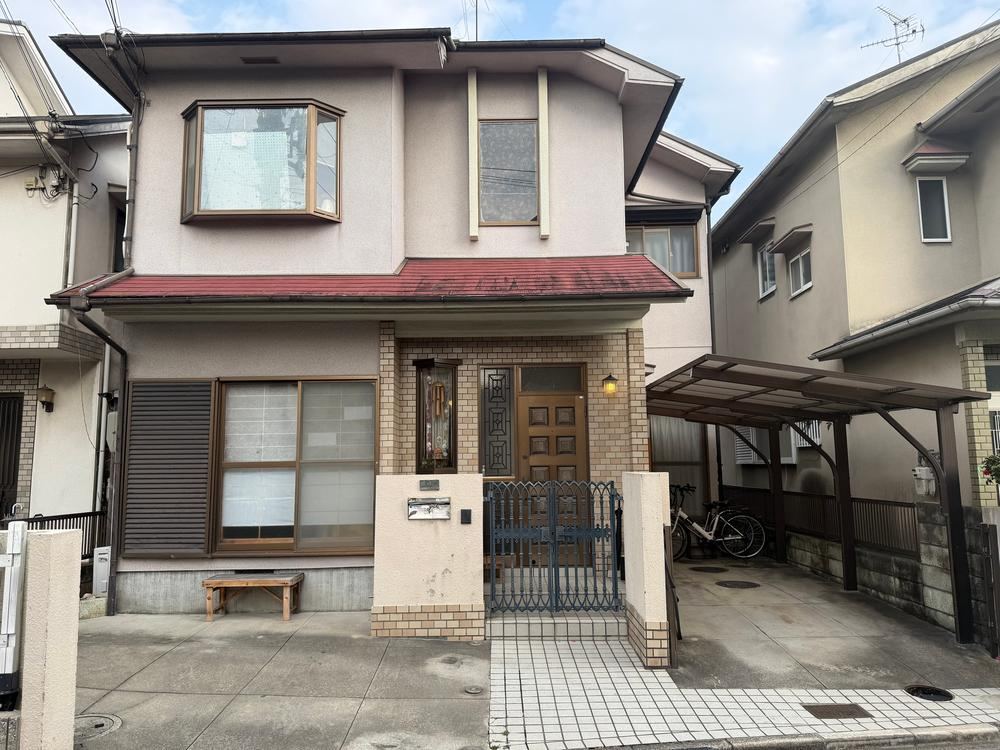 4LDK house in Habikino, Osaka - Photo 1