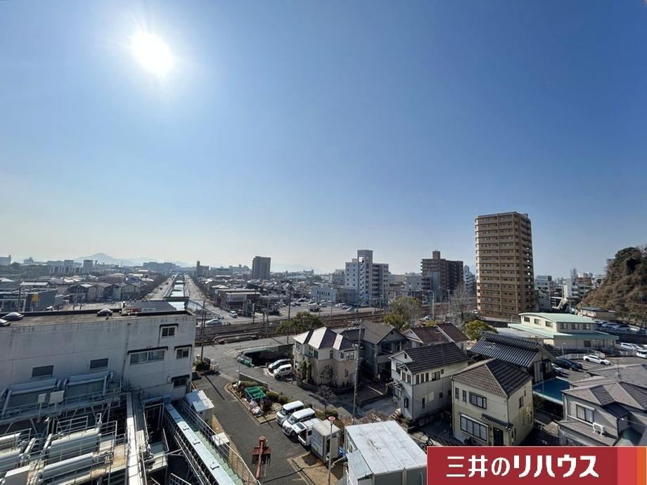 3LDK apartment in Nishi Ward, Hiroshima - Photo 1