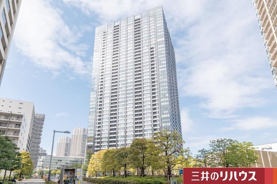 2LDK apartment in Koto Ward, Tokyo - Photo 1