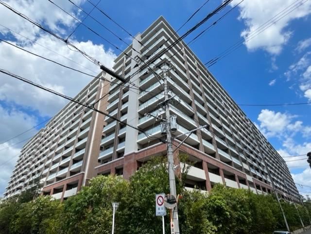4LDK apartment in Kagoshima, Kagoshima - Photo 1