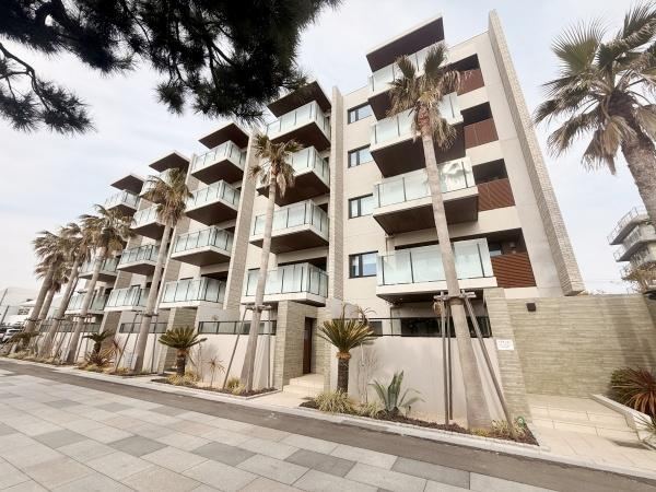 Spacious 1LDK Near Kugenuma Kaigan - Photo 1