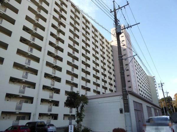 Spacious 2LDK Apartment in Iritani-Higashi, Zama - Photo 1