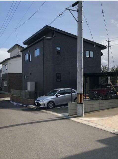 Modern 3LDK Home in Honjo - Photo 1