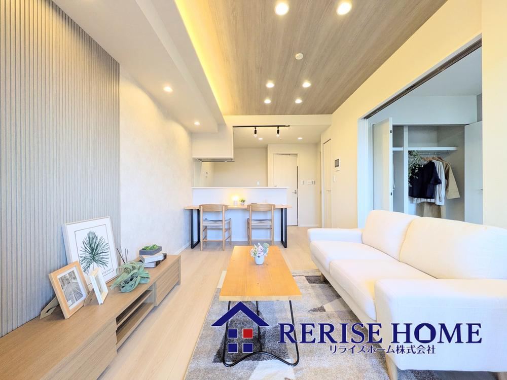 Beautifully Renovated 1LDK Apartment in Kamikitazawa - Photo 1