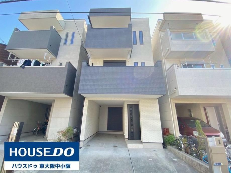 Convenient 4LDK Detached House with 3 Parking Spaces in Higashi-Osaka - Photo 1