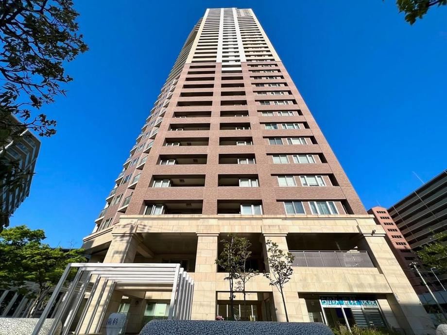 3LDK apartment in Tennoji Ward, Osaka - Photo 1