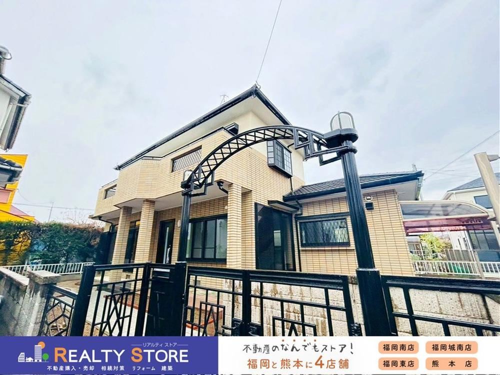 Convenient 4LDK House Near Hatae Station - Photo 1
