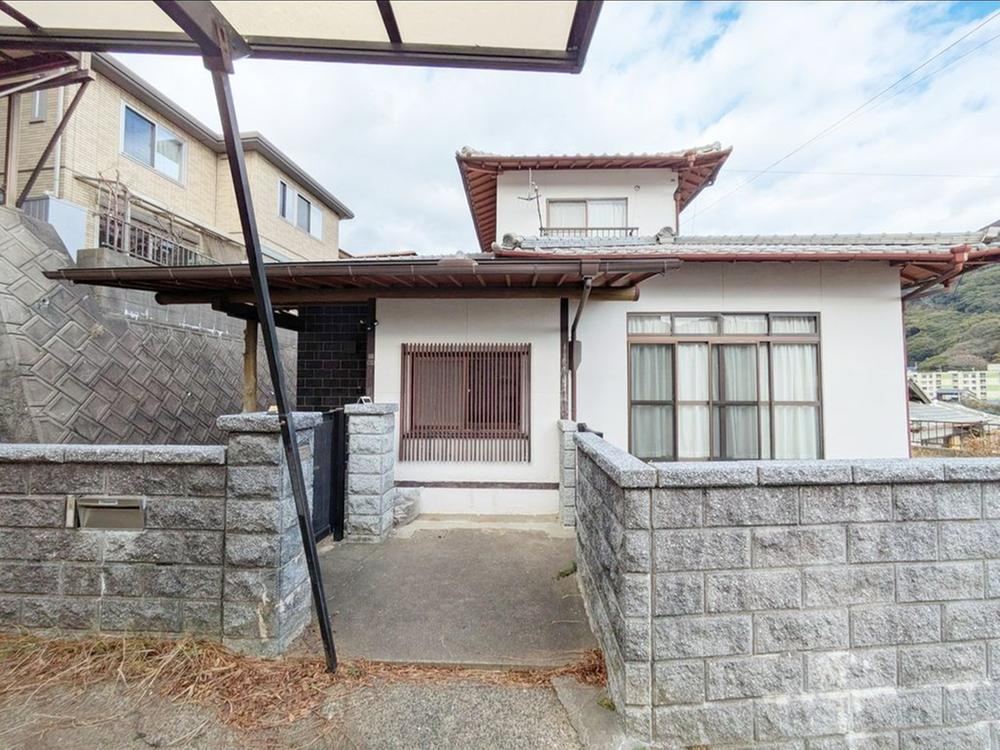 Investment Opportunity with Parking in Moji - Photo 1