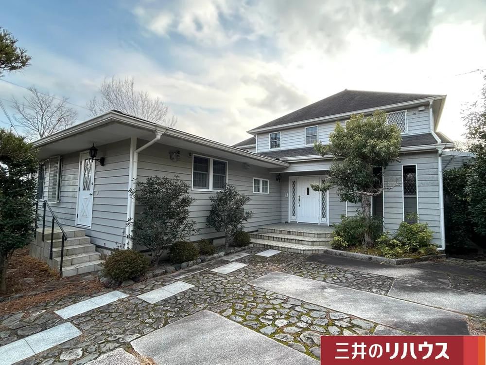 Spacious 8LDK Detached House in Omiya Shakadan - Photo 1