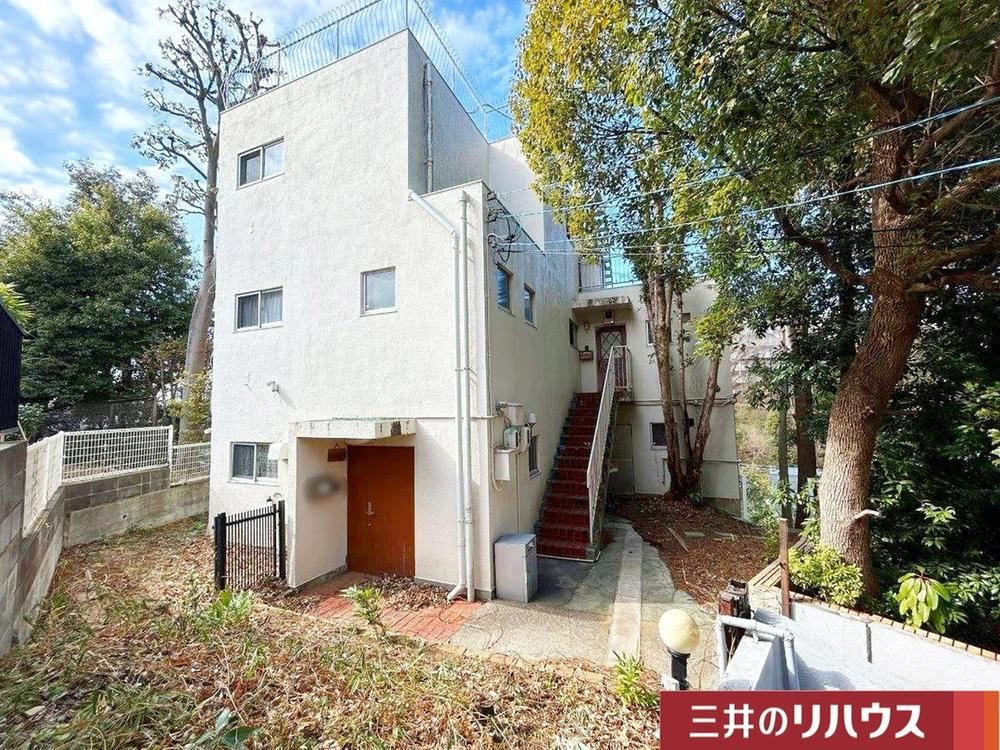 309 m² land in Chofu, Tokyo - Photo 1