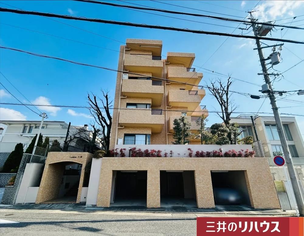 4LDK apartment in Tempaku Ward, Nagoya, Aichi - Photo 1