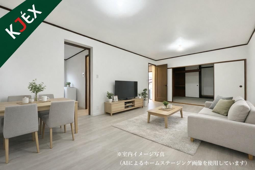 5LDK house in Higashihiroshima, Hiroshima - Photo 1