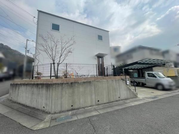 Modern 4SLDK House in Sakuragaoka-cho - Photo 1