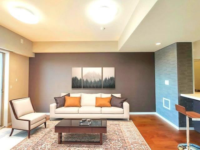 Convenient 3LDK Apartment with Good Views Near Keisei Koiwa - Photo 1