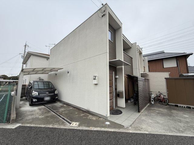 Modern 3LDK House in Mizutani, Kobe - Photo 1