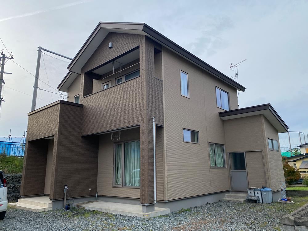 Energy-Efficient 3LDK Home in Noshiro - Photo 1