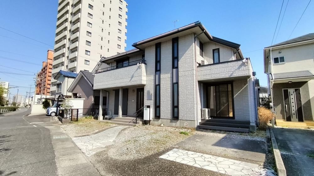 Spacious 8LLDDKK+3S Detached House in Kariya City - Photo 1