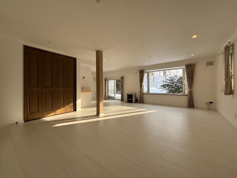 Renovated 4LDK House in Minami-ku Tokiwa - Photo 1
