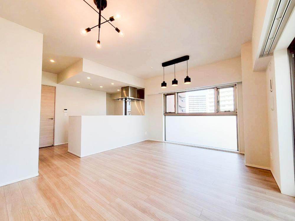 Secure 3LDK Apartment with Pet-Friendly Policy in Urawa - Photo 1