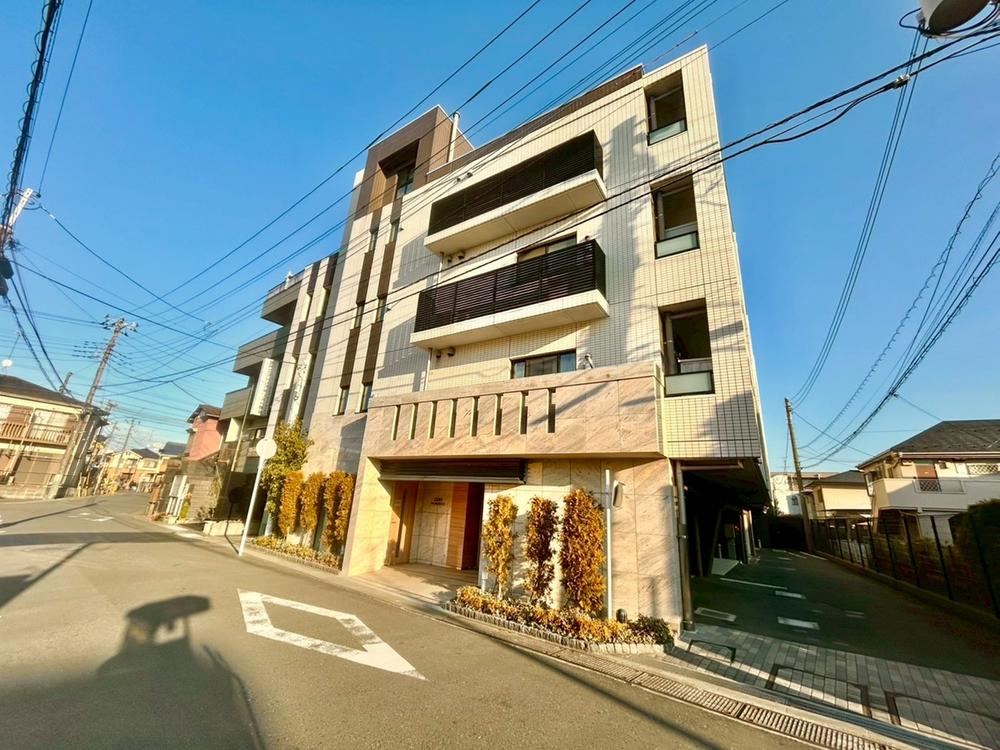 Modern 3LDK Apartment in Tama, Kawasaki - Photo 1