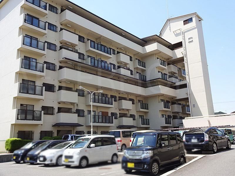 3LDK apartment in Uji, Kyoto - Photo 1