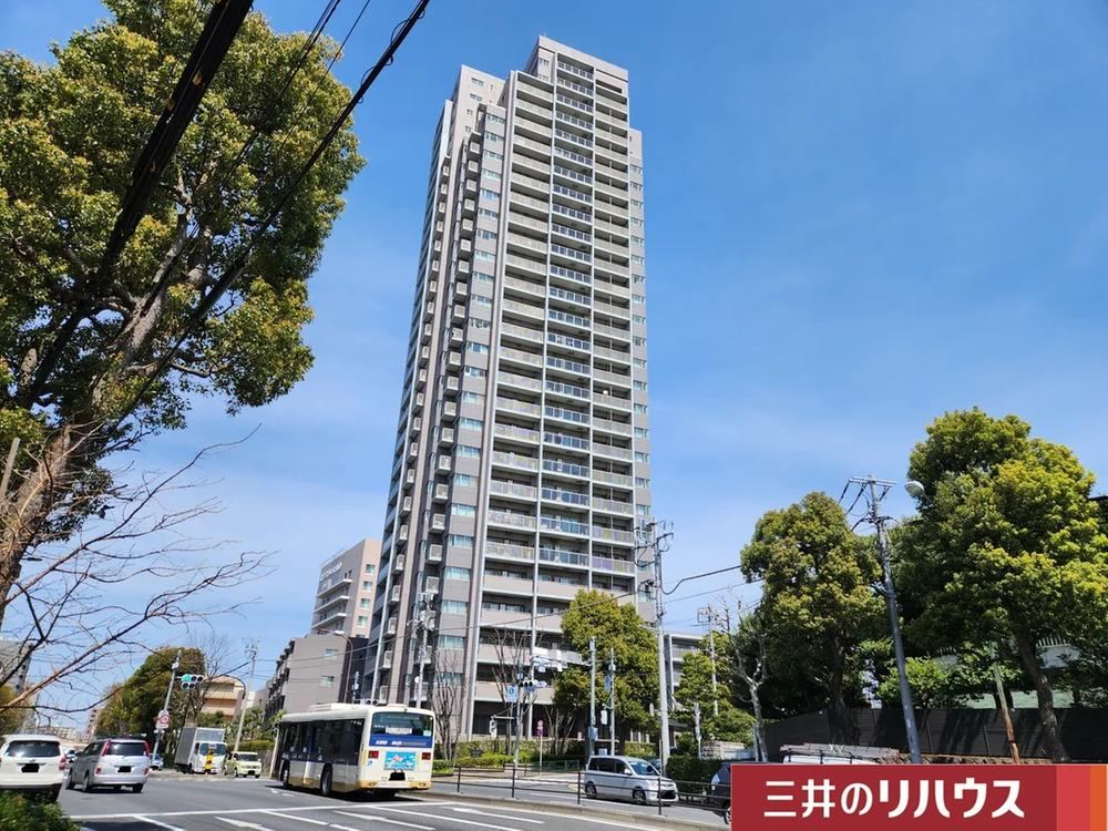 Bright 1LDK Apartment Near Hōnancho Station - Photo 1
